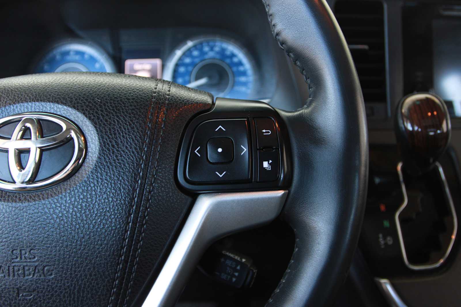 used 2017 Toyota Sienna car, priced at $17,497