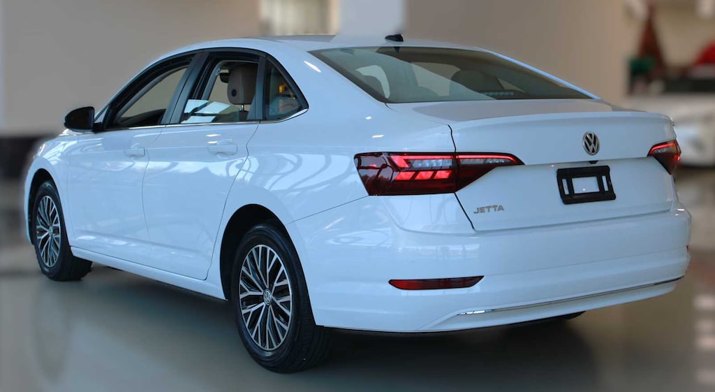 Used 2020 Volkswagen Jetta SE Sedan