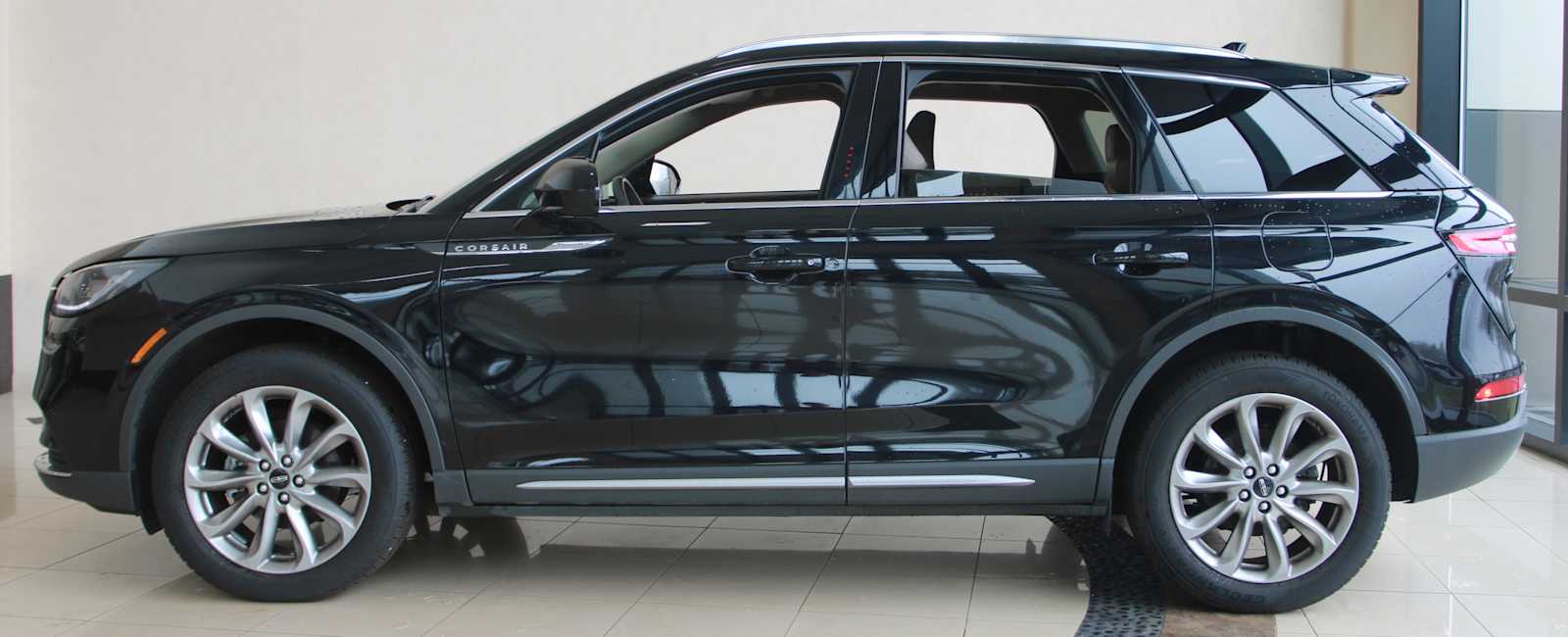 used 2022 Lincoln Corsair car, priced at $21,197