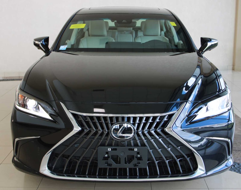 Used 2025 Lexus ES 300h Luxury Sedan