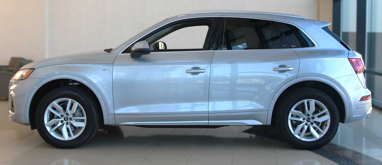 used 2023 Audi Q5 car, priced at $31,497