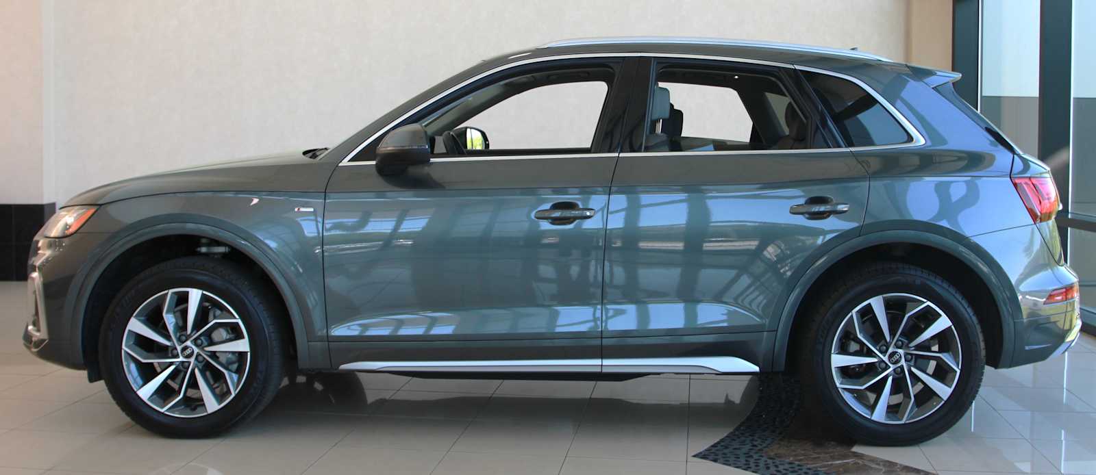 used 2022 Audi Q5 car, priced at $26,497