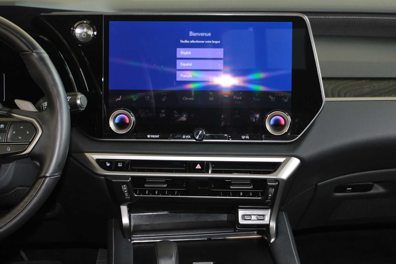2025 Lexus RX PHEV 450h+ - Photo 35