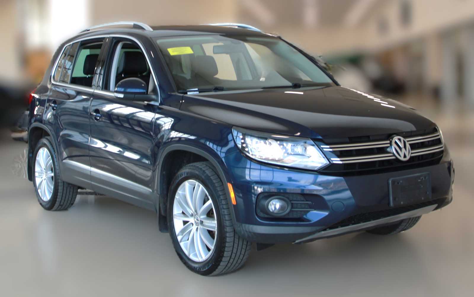 2016 Volkswagen Tiguan SE's photo