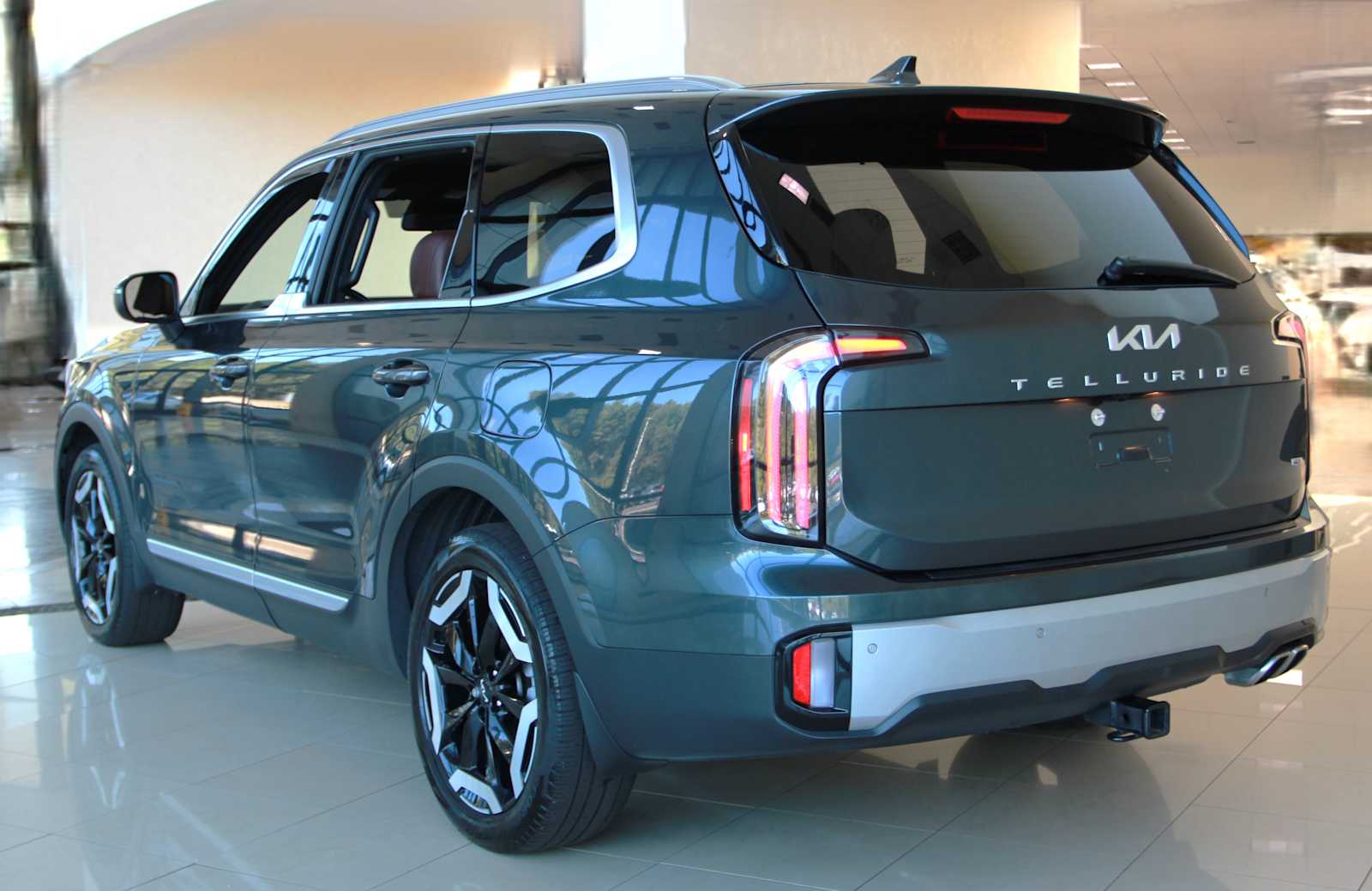 2024 Kia Telluride EX photo 3