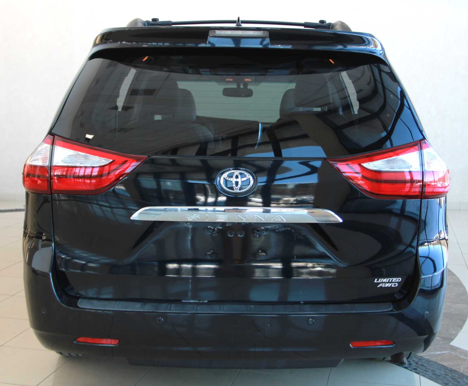 used 2017 Toyota Sienna car, priced at $17,497