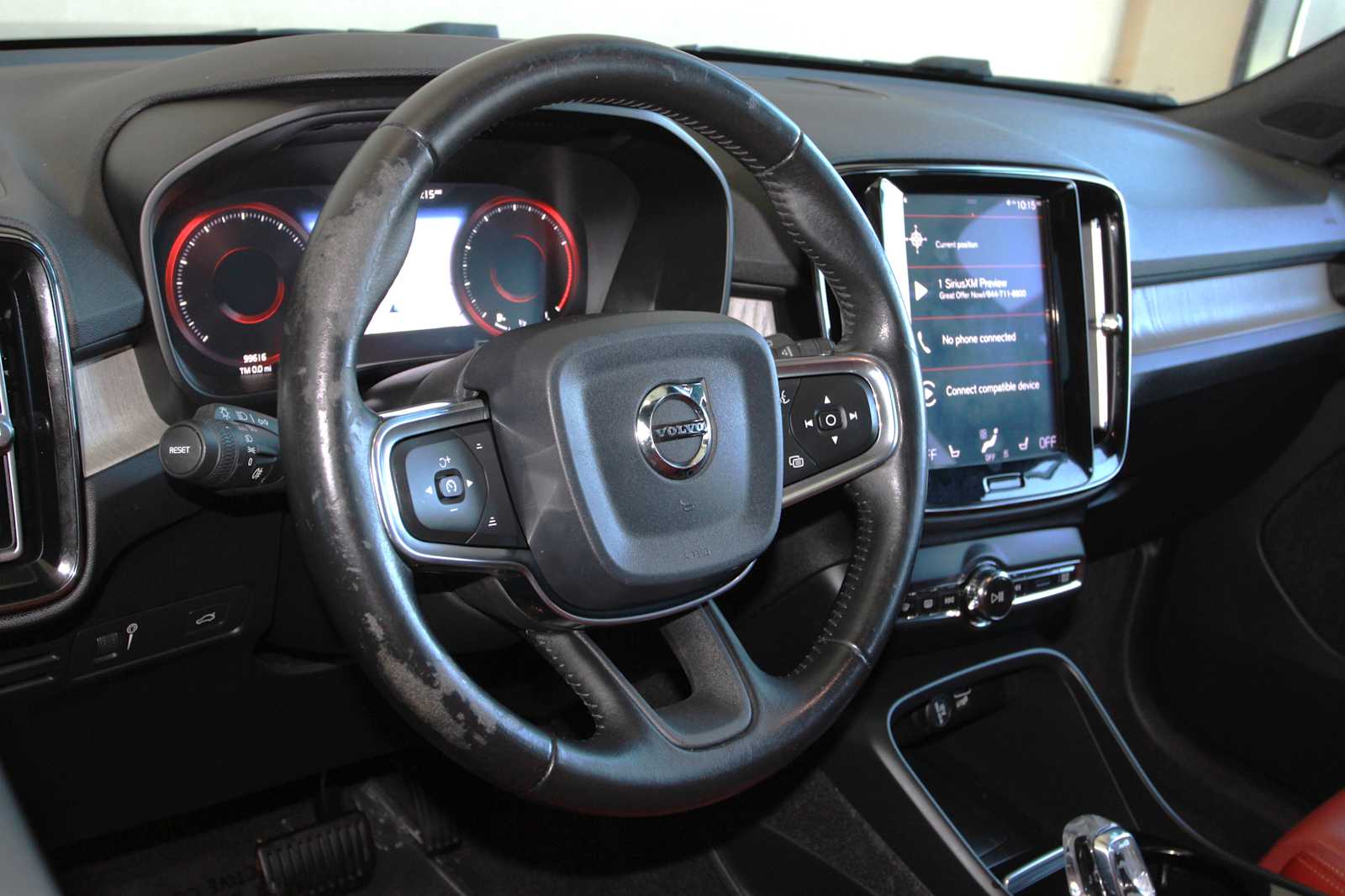 used 2019 Volvo XC40 car, priced at $17,697