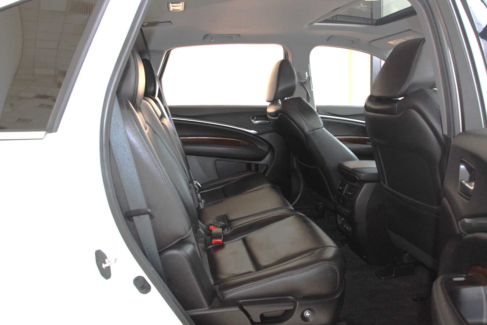 used 2018 Acura MDX car, priced at $23,097