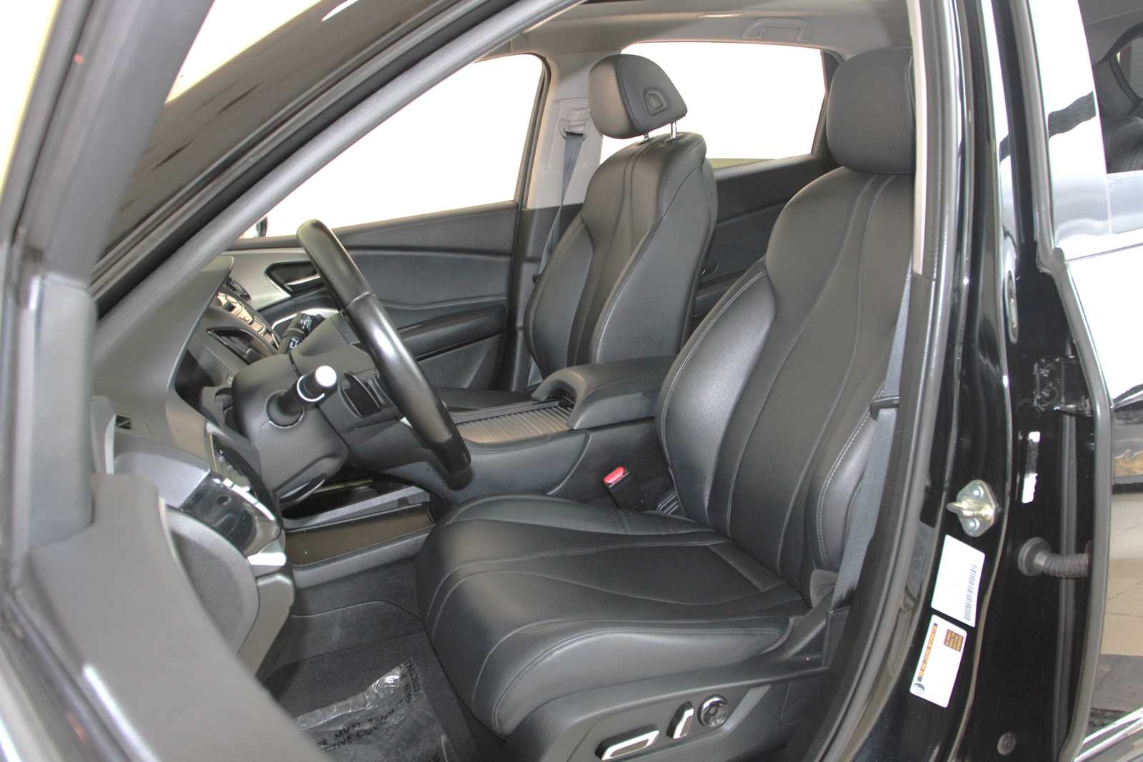 used 2020 Acura RDX car, priced at $25,497