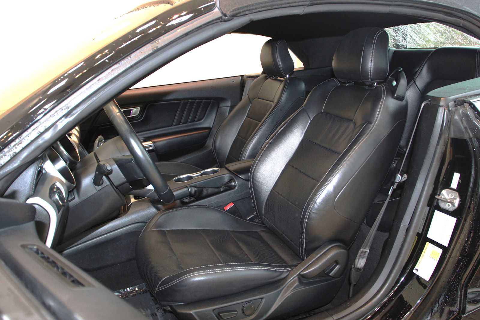 used 2022 Ford Mustang car, priced at $19,497