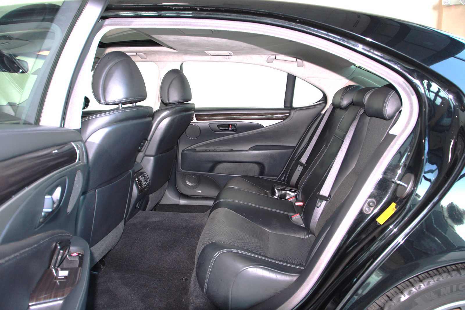 used 2013 Lexus LS 460 car, priced at $20,997