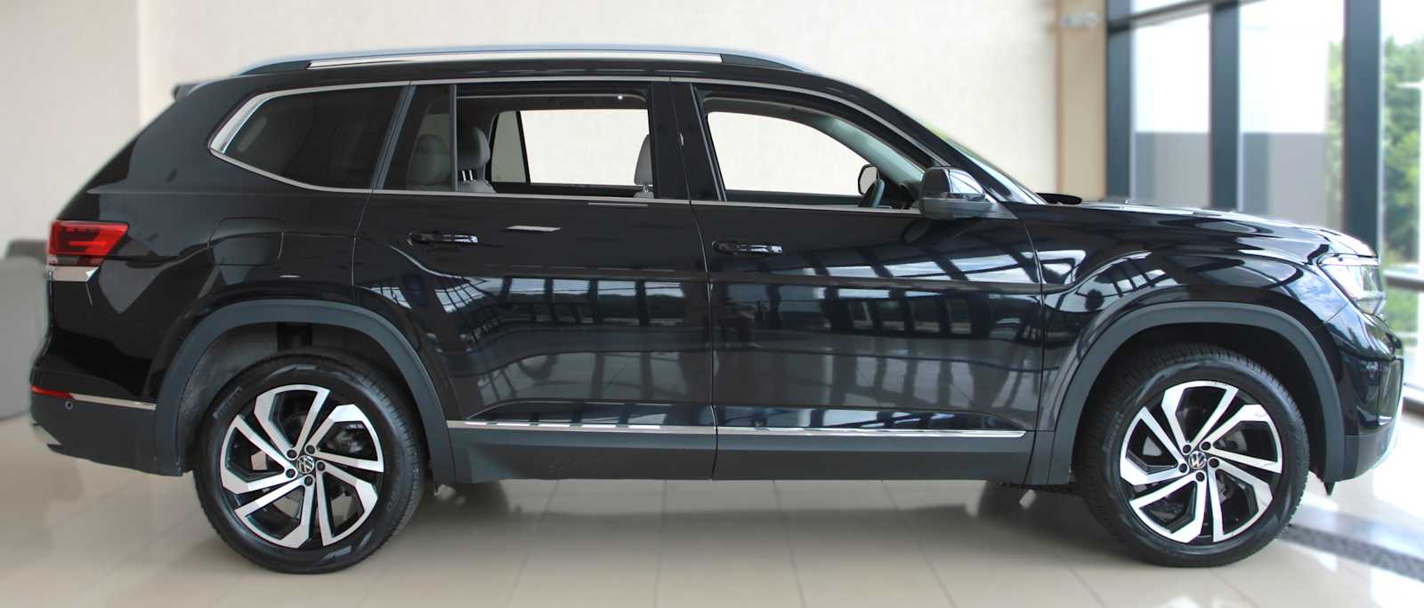 2021 Volkswagen Atlas 12