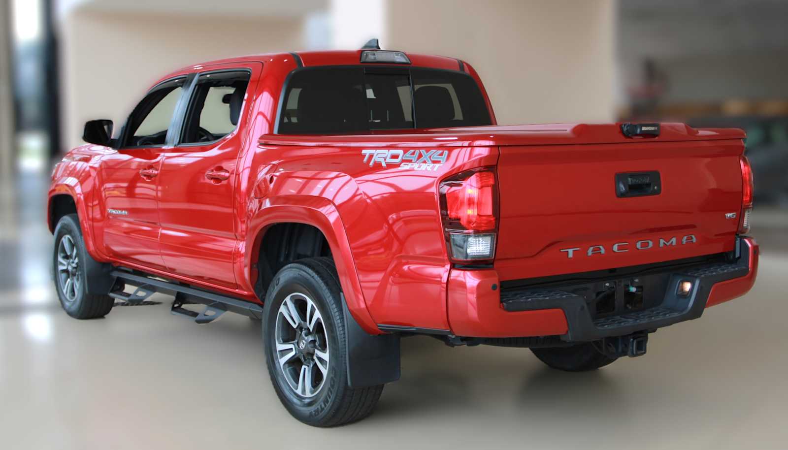 2019 Toyota Tacoma TRD Sport Double Cab photo 3