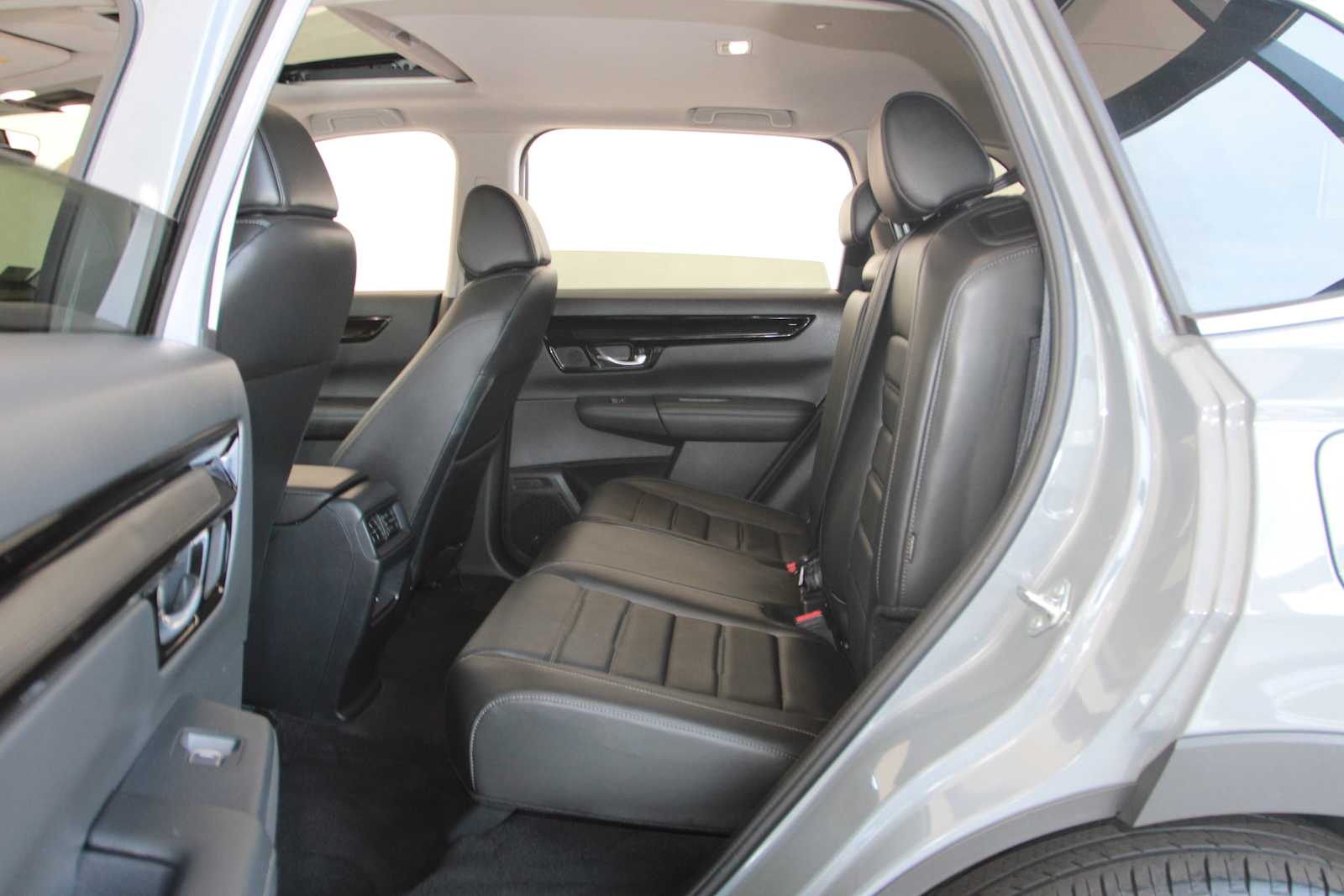 used 2025 Honda CR-V car, priced at $34,397