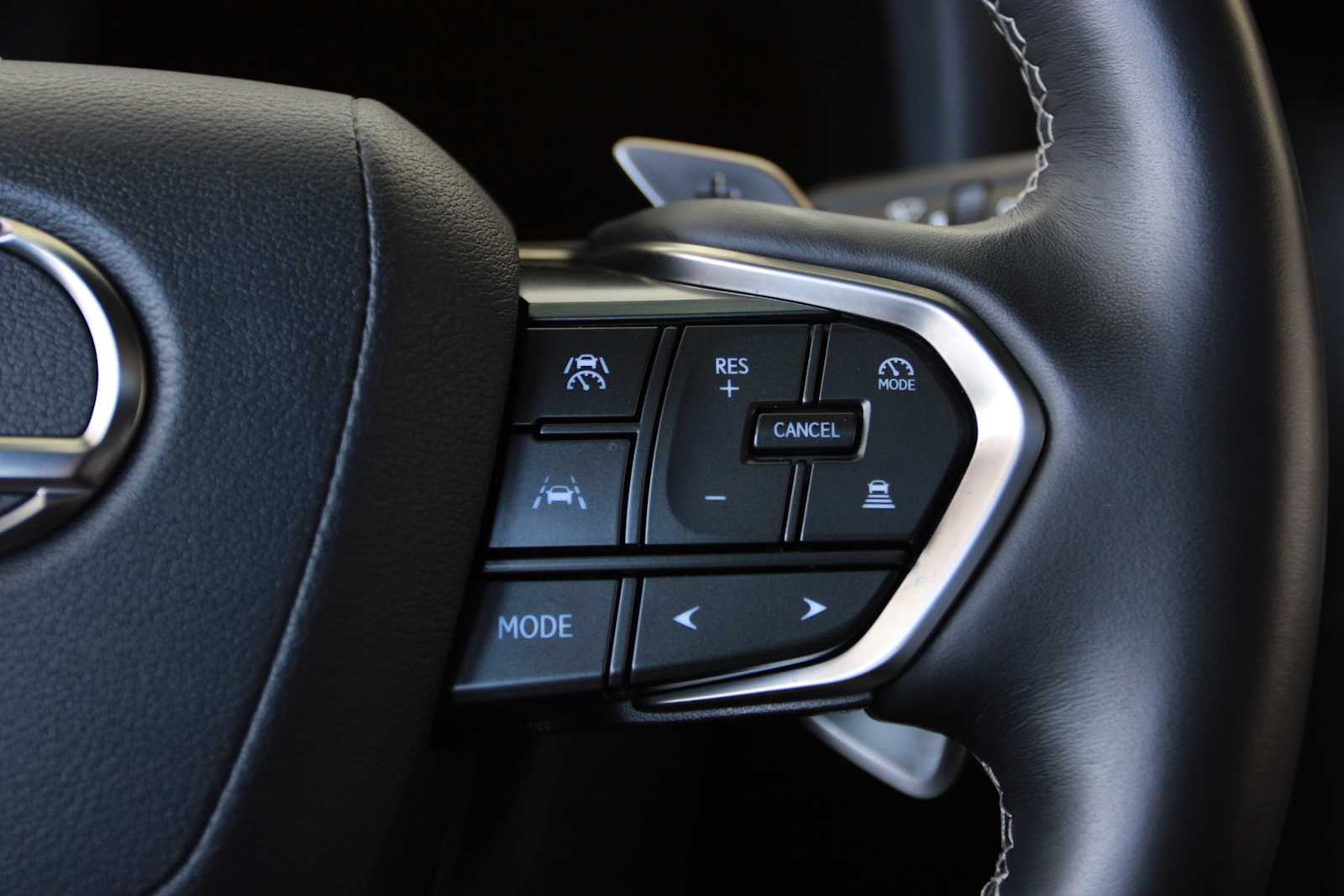 2025 Lexus LX Luxury - Photo 20