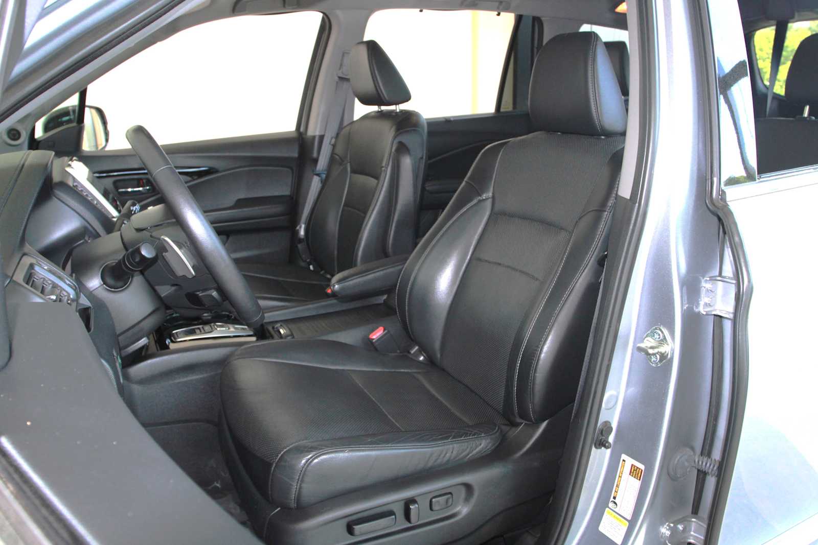used 2016 Honda Pilot car, priced at $21,497