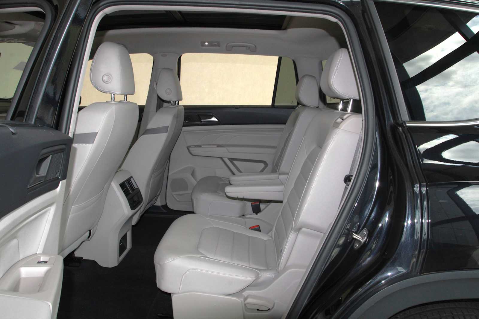2021 Volkswagen Atlas 24