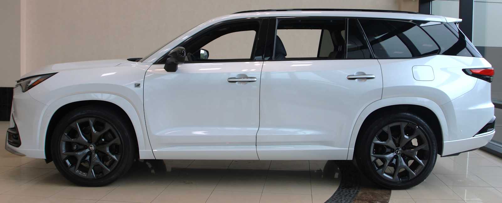 2026 Lexus TX Hybrid F Sport Premium - Photo 12