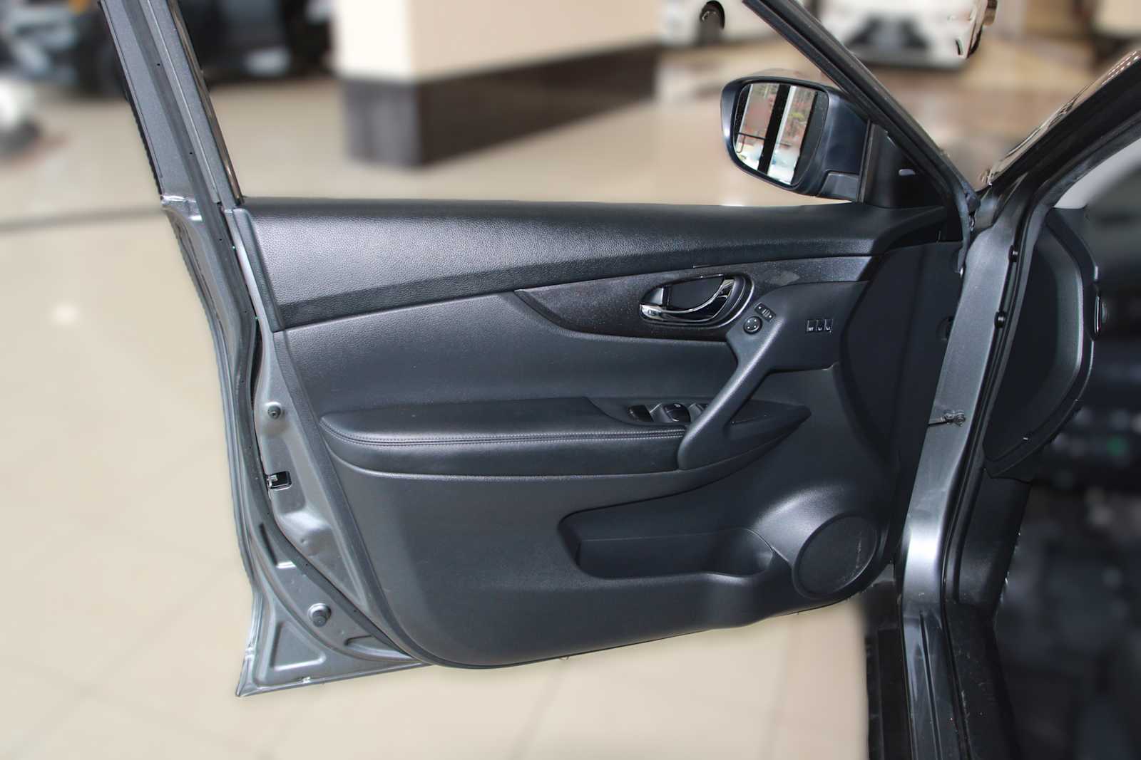 used 2018 Nissan Rogue car, priced at $14,697