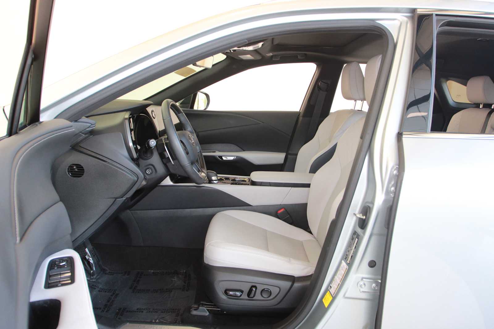used 2023 Lexus RX 350 car, priced at $47,497