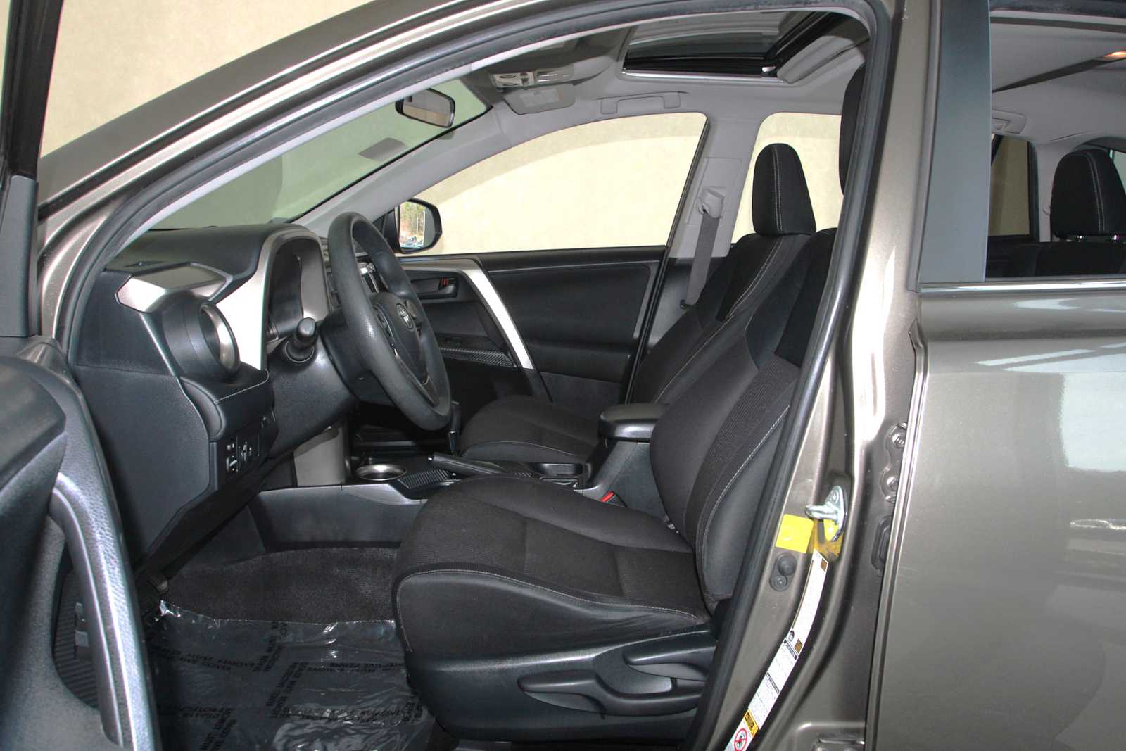 used 2013 Toyota RAV4 car, priced at $13,497