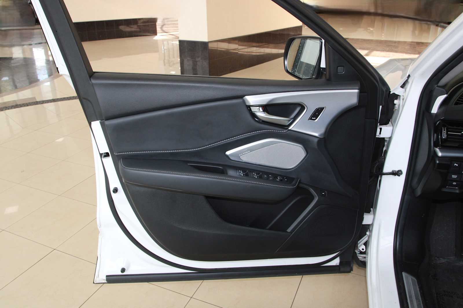 used 2024 Acura RDX car, priced at $36,997