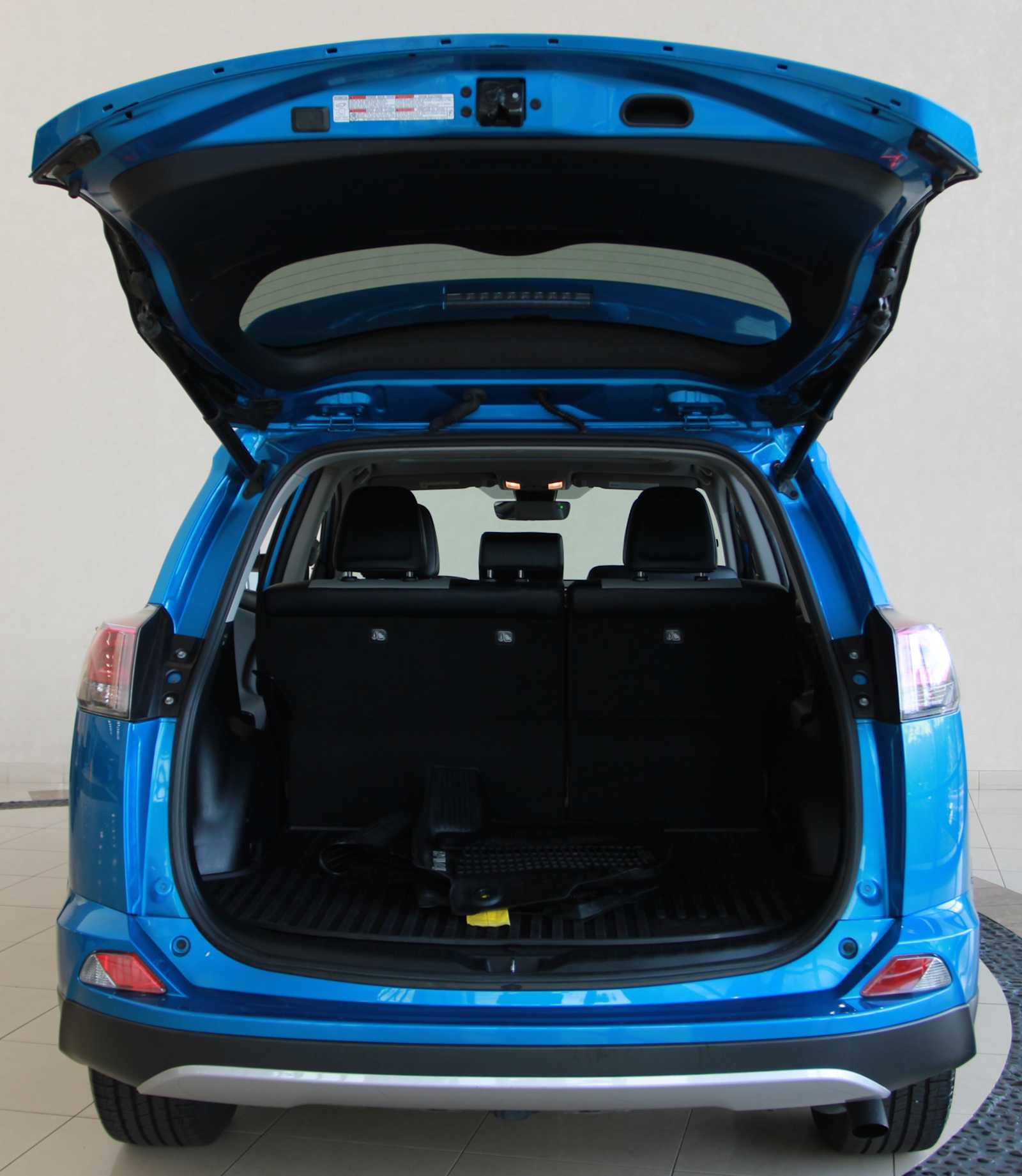 Used 2018 Toyota RAV4 Limited SUV