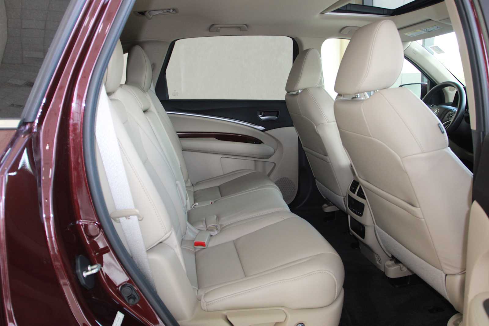 used 2016 Acura MDX car, priced at $16,497