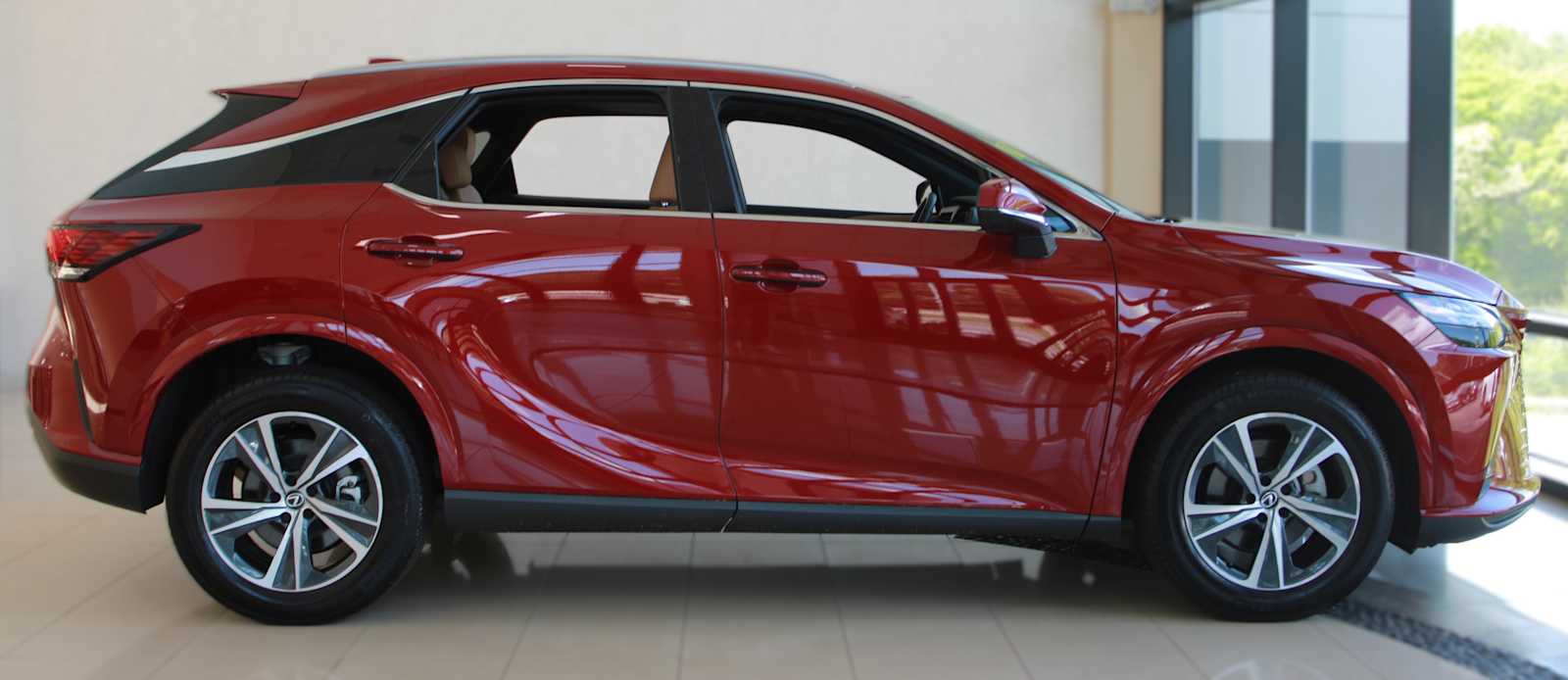 2025 Lexus RX 350 - Photo 13