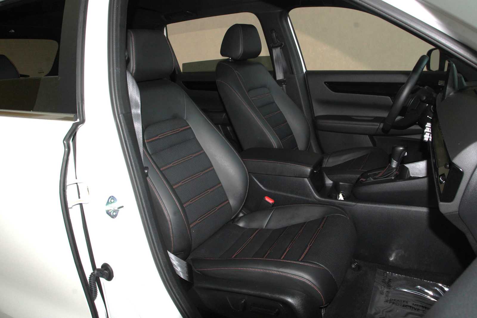 used 2024 Honda CR-V Hybrid car, priced at $35,997