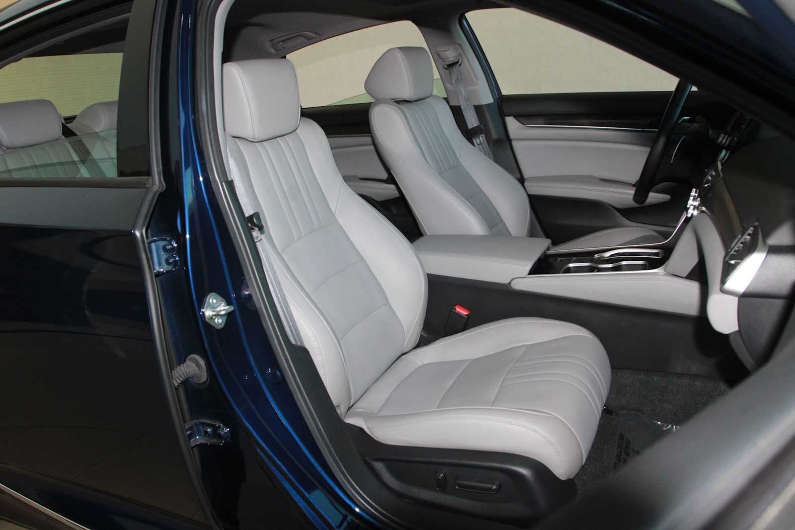 used 2020 Honda Accord car, priced at $27,497
