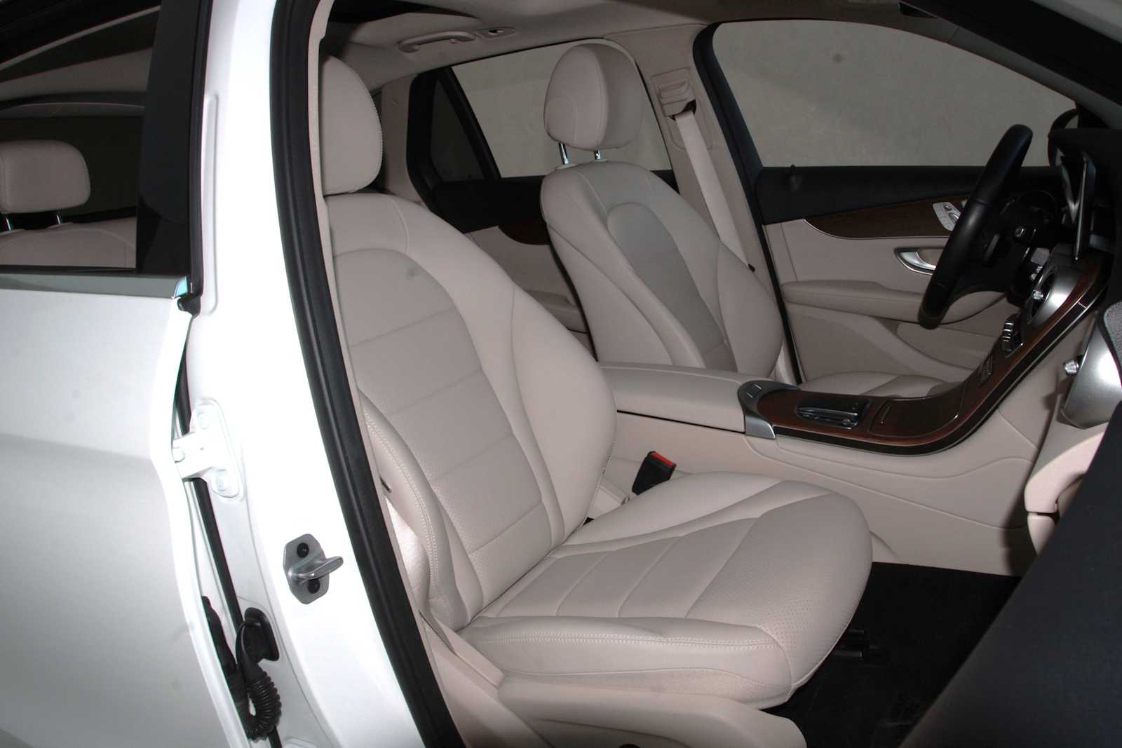 used 2022 Mercedes-Benz GLC 300 car, priced at $33,197