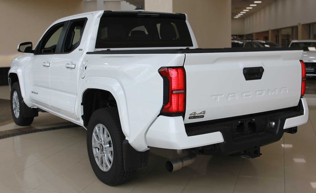 Used 2025 Toyota Tacoma SR5 Truck Double Cab