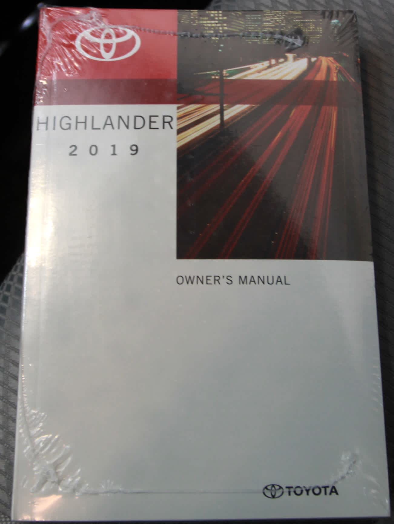 used 2019 Toyota Highlander car, priced at $28,497