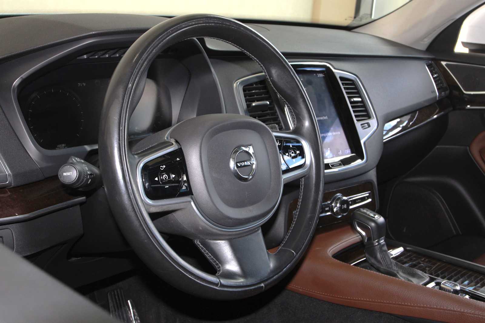used 2019 Volvo XC90 car, priced at $17,497