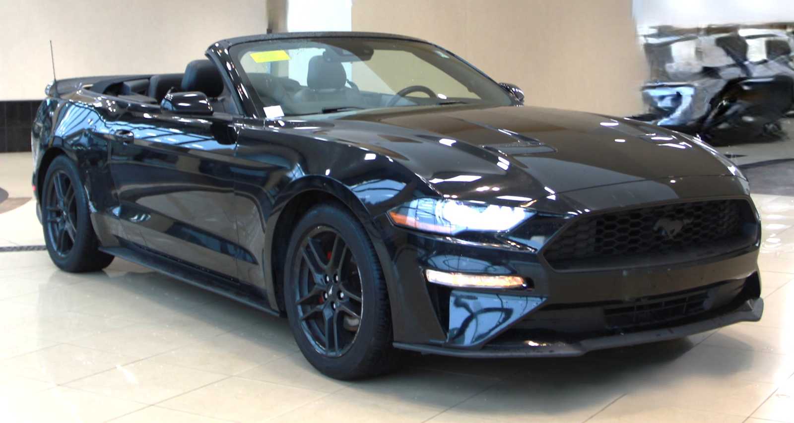 2022 Ford Mustang EcoBoost Premium Convertible RWD