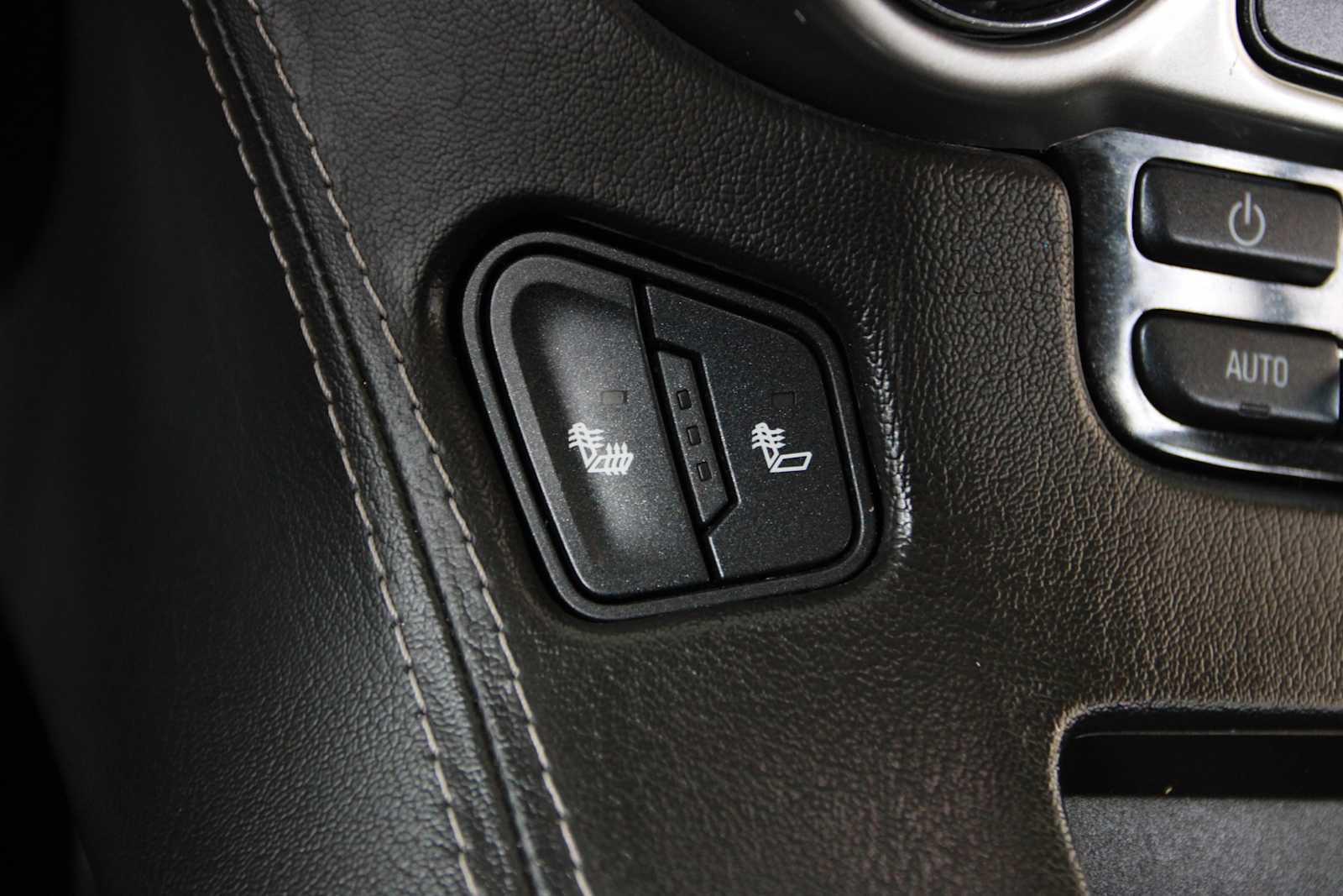 used 2017 Chevrolet Suburban car, priced at $27,097