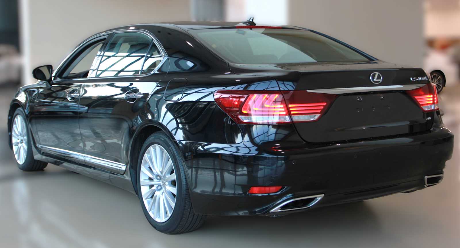 used 2013 Lexus LS 460 car, priced at $20,997