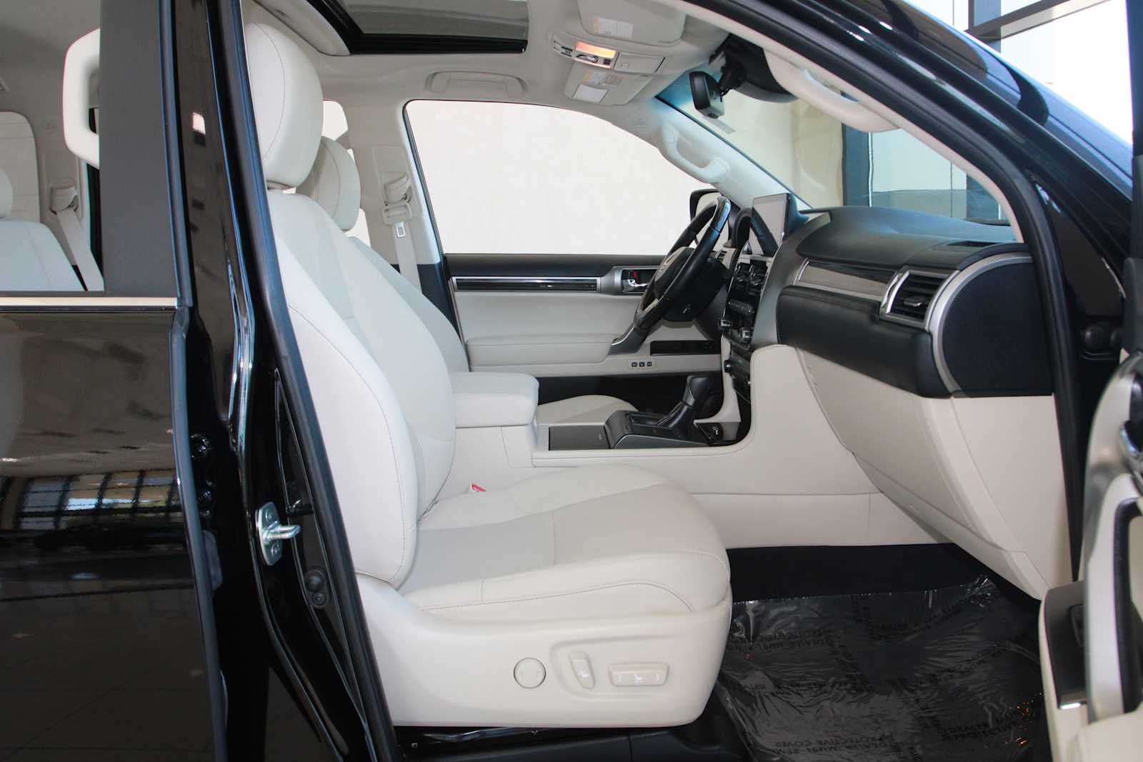 used 2023 Lexus GX 460 car, priced at $57,097