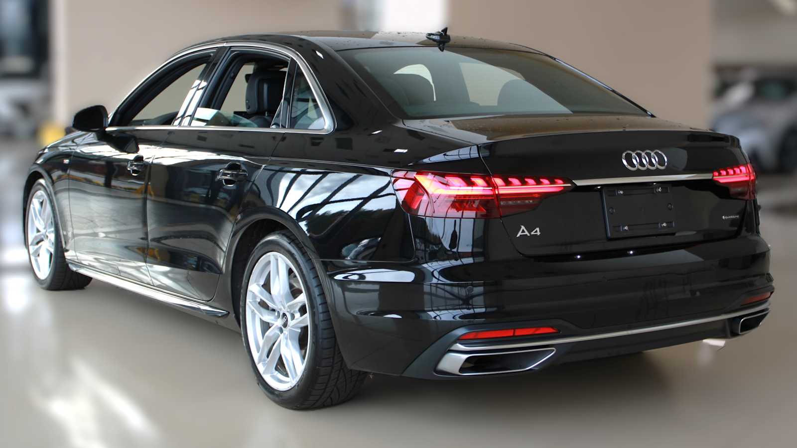 2023 Audi A4 S line Quattro Premium Plus photo 3