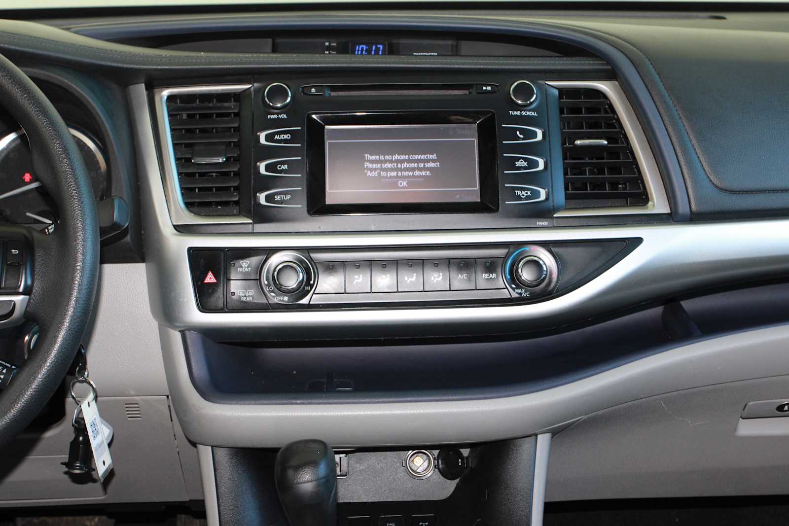 used 2015 Toyota Highlander car, priced at $18,197