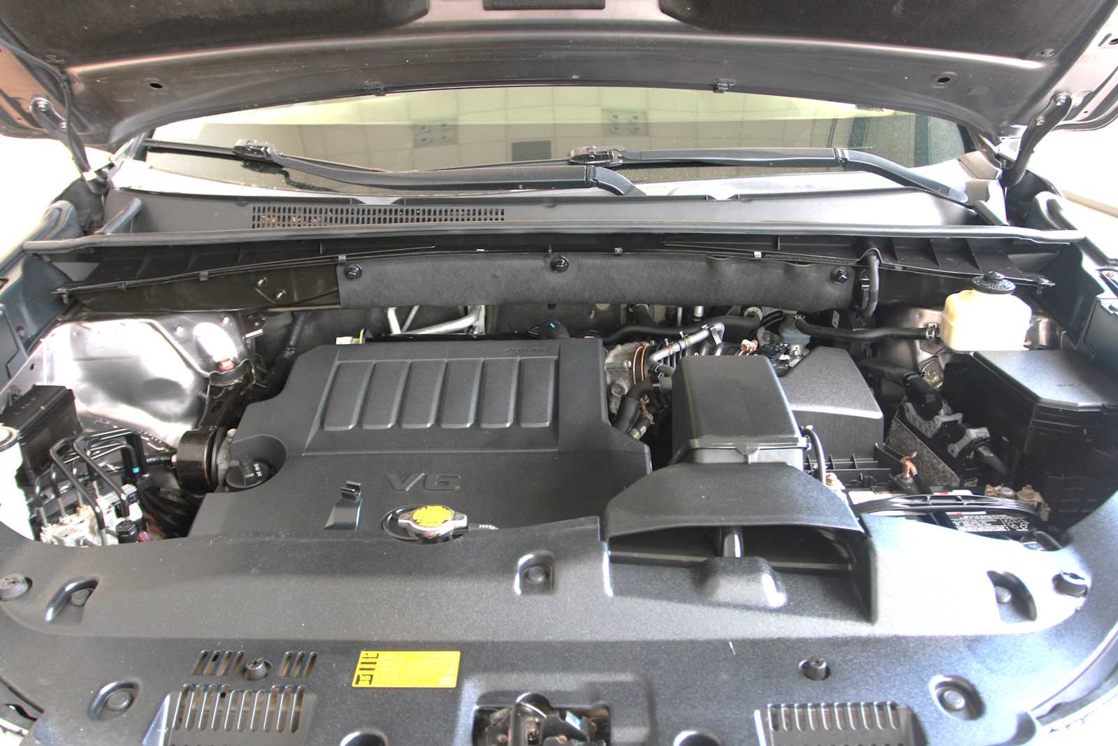 used 2015 Toyota Highlander car, priced at $18,497