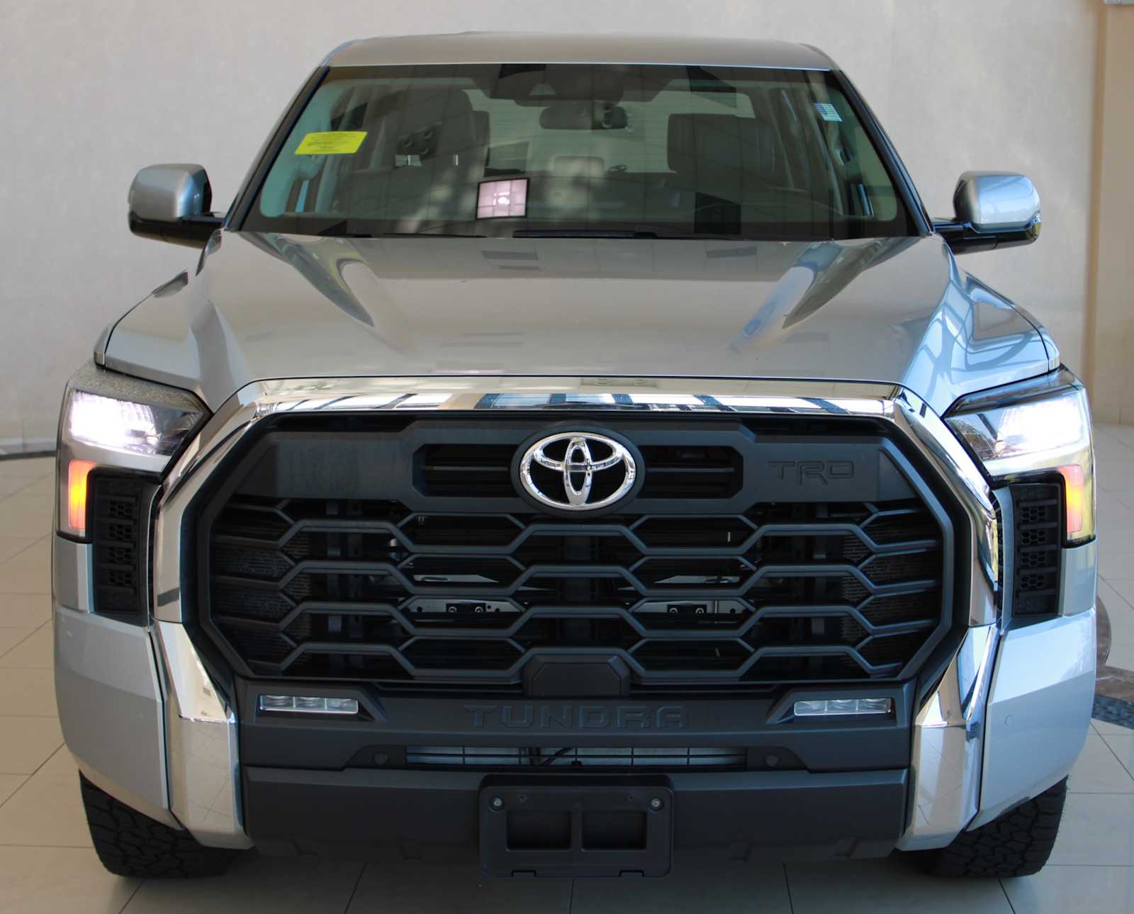 2022 Toyota Tundra TRD photo 2
