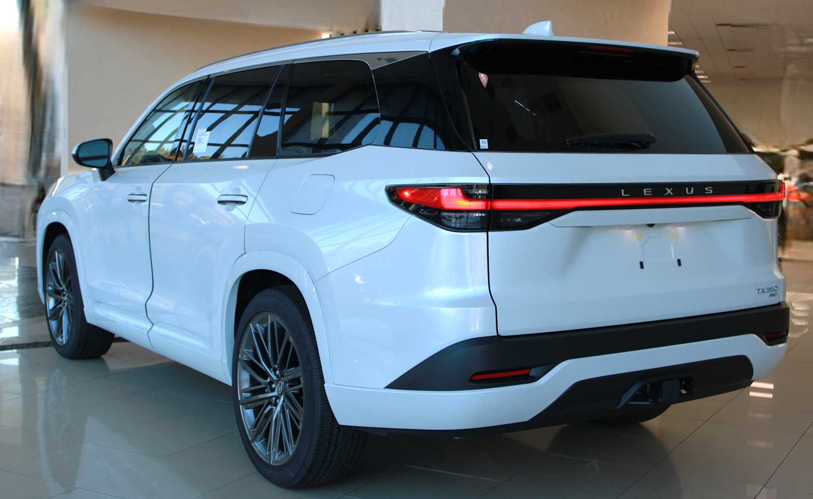 2026 Lexus TX 350 Luxury photo 3