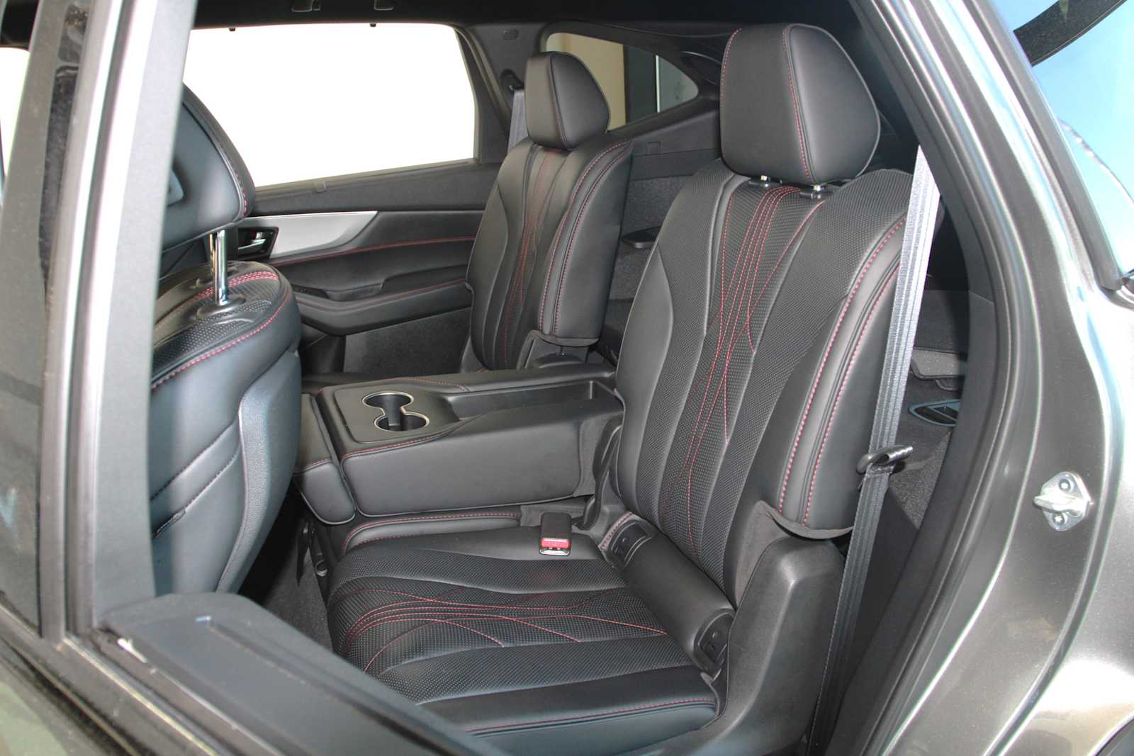 used 2025 Acura MDX car, priced at $57,497