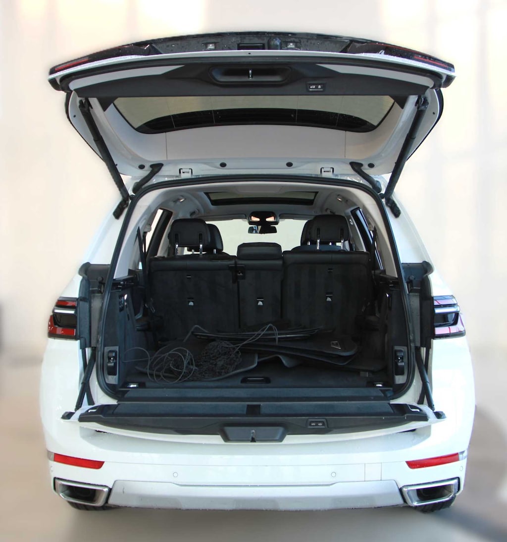 Used 2023 BMW X7 xDrive40i SUV