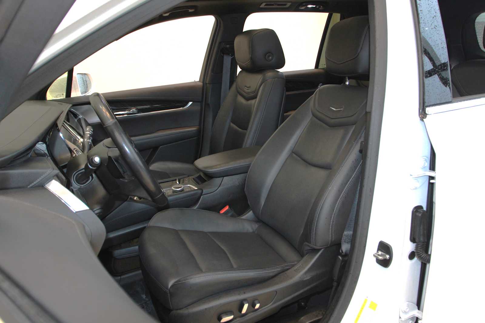 used 2020 Cadillac XT6 car, priced at $22,297