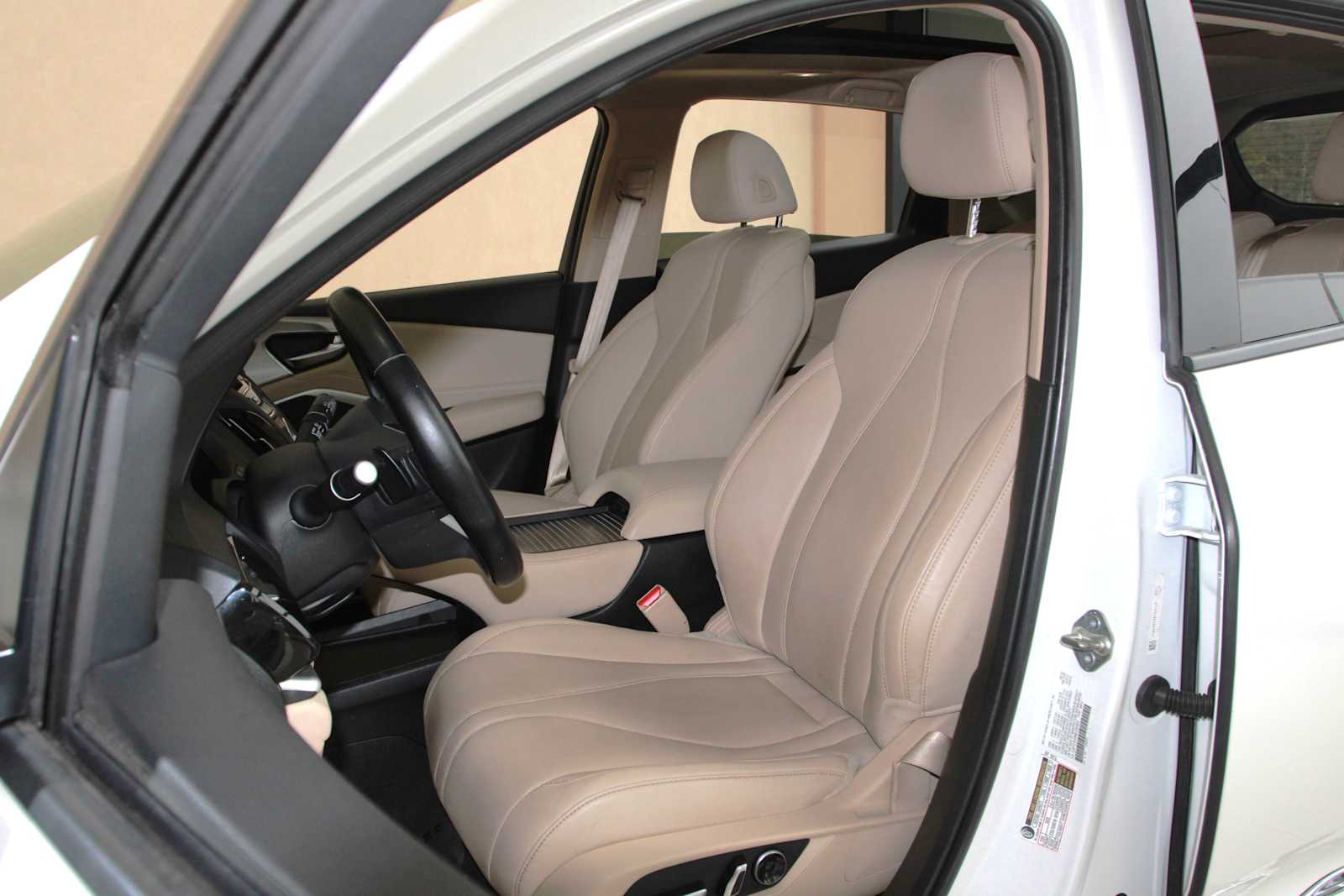 used 2021 Acura RDX car, priced at $27,497