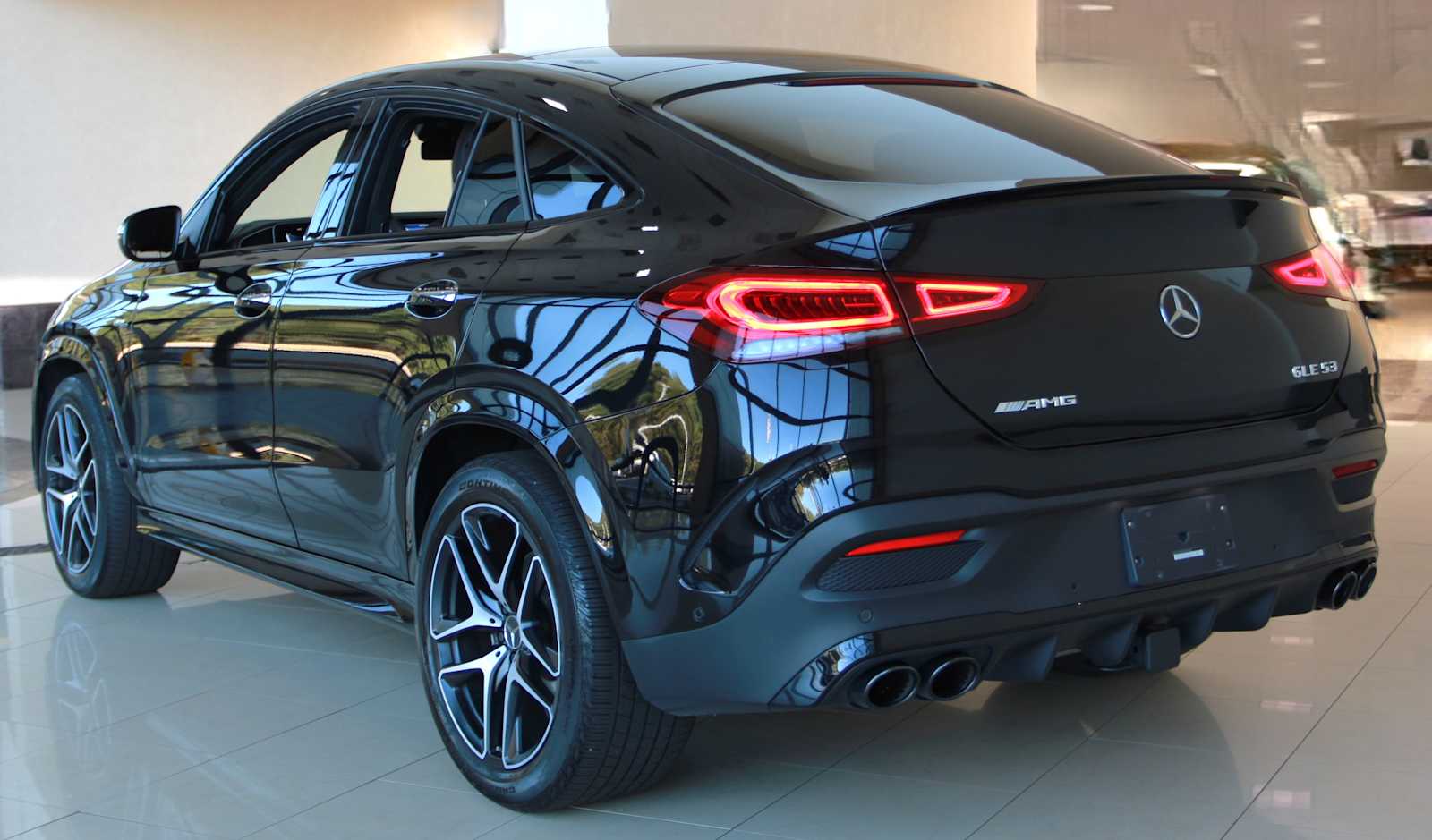 2023 Mercedes Benz GLE 53 AMG photo 3