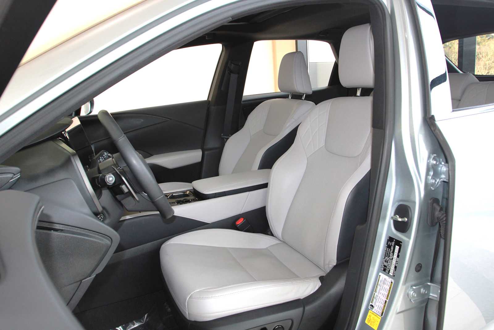 used 2023 Lexus RX 350h car, priced at $45,497